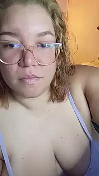 Snapshot of Johana_bbw chatting on October 17, 7:17 pm Johana bbw online show from October 17, 7:17 pm