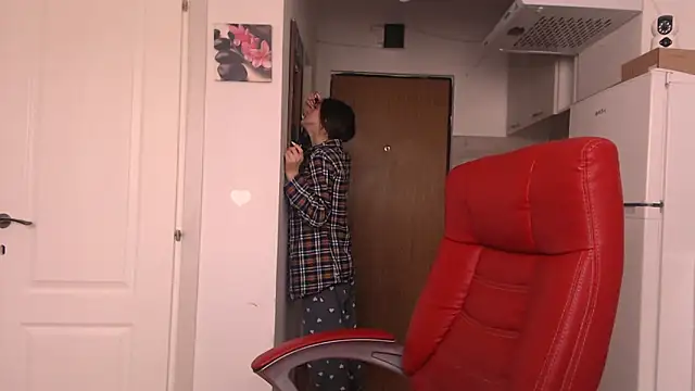 simyhvn online show from April 20, 6:49 am