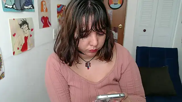 soynanabela28 online show from April 7, 6:10 pm