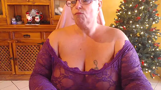 MISS LINDAH online show from November 15, 6:47 am