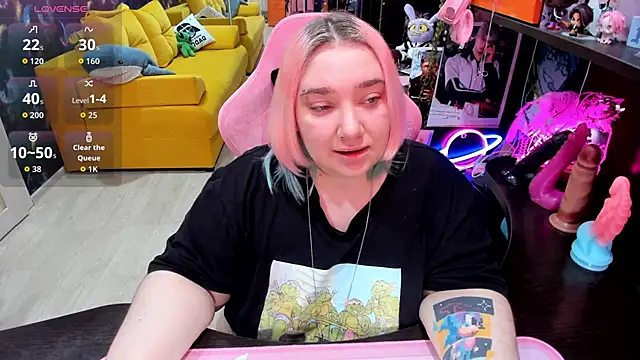 Softie Sofy online show from May 28, 1:36 am