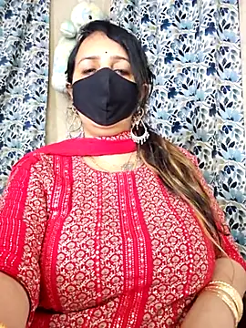 cute-tanvi online show from February 4, 8:06 am