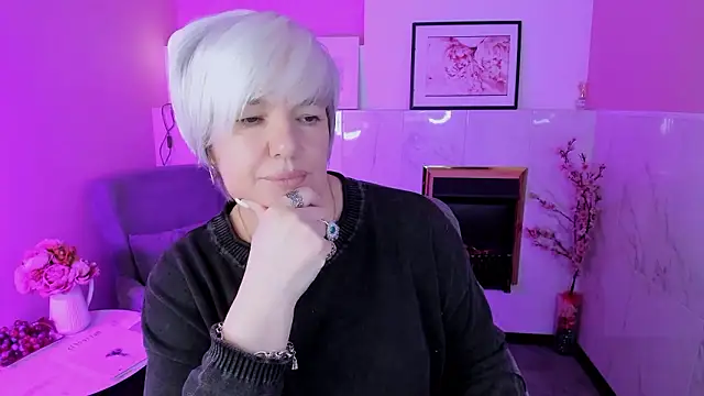 CarmenSoft online show from February 1, 9:02 pm