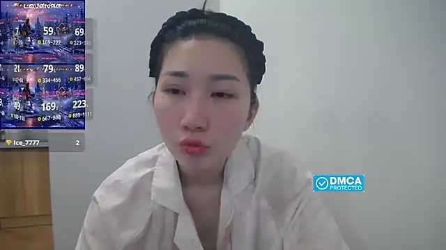 Snapshot of Asiagirll chatting on October 12, 6:10 pm Asiagirll online show from October 12, 6:10 pm