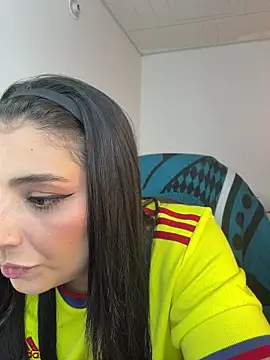 YummyAnna  online show from January 7, 8:34 pm