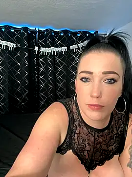 BonnyundClyde19 online show from November 16, 1:55 pm