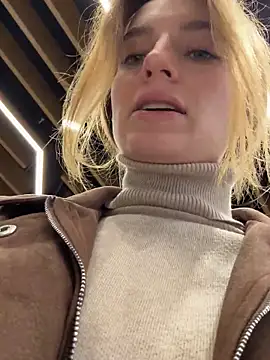 -AngelAri- online show from September 28, 7:08 pm