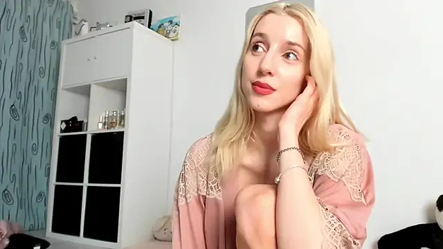 KenzieDawton online show from September 8, 7:46 pm