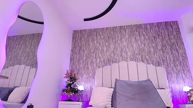 raven lilith  online show from November 29, 3:43 am