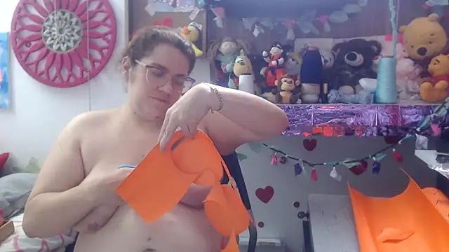 karlythothxh online show from September 26, 7:00 pm