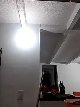 karlythothxh online show from October 14, 11:29 pm