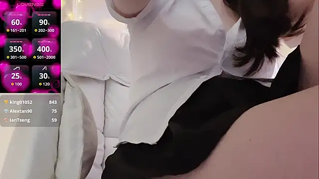 Tw Zoella online show from April 16, 9:39 pm