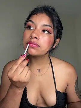 ChantalPetit online show from January 11, 8:36 pm