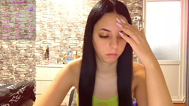 Snapshot of _Mari____ chatting on September 25, 6:56 am Mari online show from September 25, 6:56 am