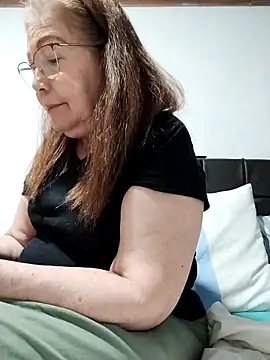 Vicky Rosse online show from November 18, 10:22 pm