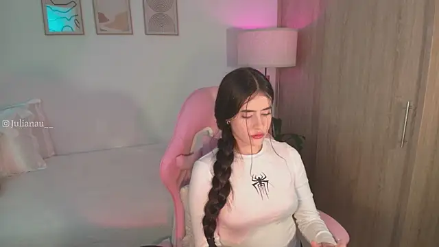 iriswest  online show from September 11, 11:16 pm