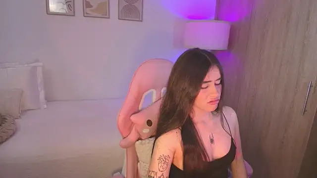 iriswest  online show from October 11, 12:59 am