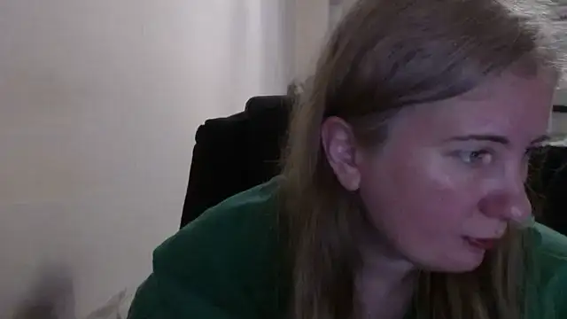 PeterAndJen online show from April 16, 8:08 pm