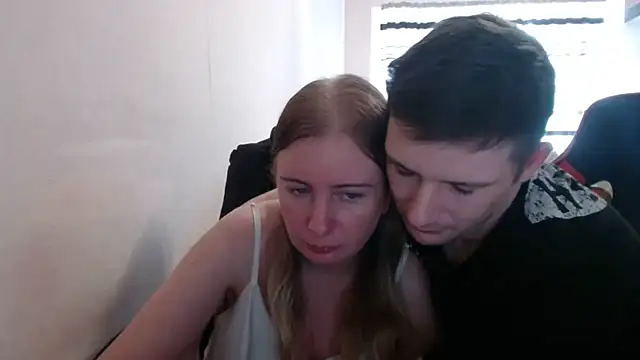 Snapshot of PeterAndJen chatting on September 12, 2:46 pm PeterAndJen online show from September 12, 2:46 pm