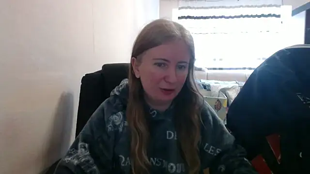 PeterAndJen online show from February 9, 7:54 am