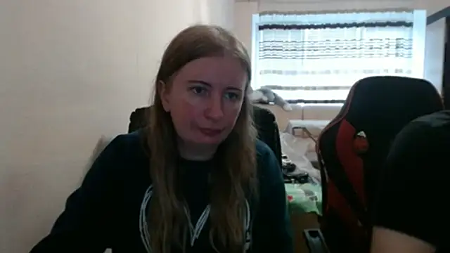 PeterAndJen online show from November 3, 1:59 pm