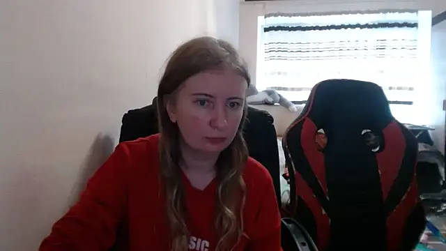 PeterAndJen online show from November 17, 11:11 am