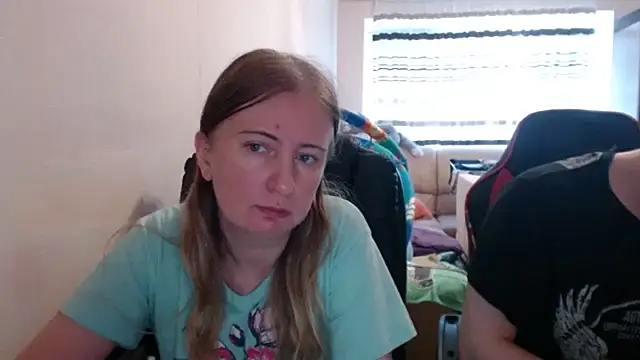 Snapshot of PeterAndJen chatting on September 16, 3:09 pm PeterAndJen online show from September 16, 3:09 pm