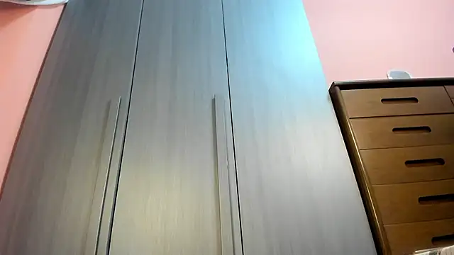 wanderlustxxx  online show from March 4, 7:31 pm