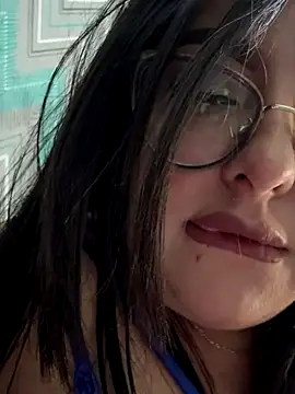 MileyGia online show from December 23, 3:21 am