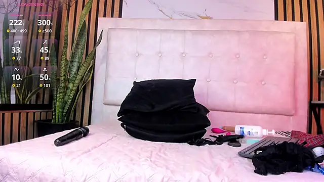 annngels99 online show from September 26, 8:06 pm