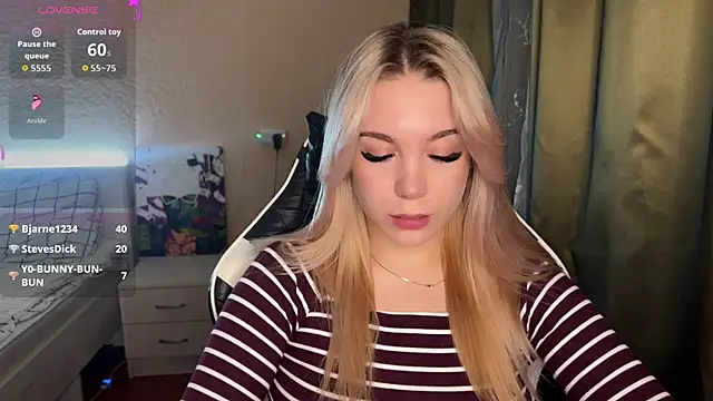 ariashaa online show from November 9, 6:26 pm