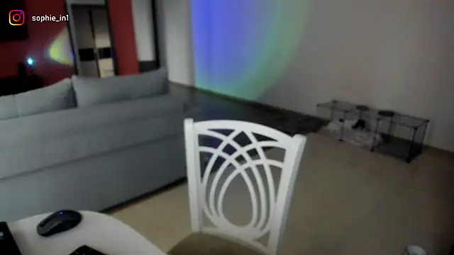  in yan online show from April 10, 6:41 am