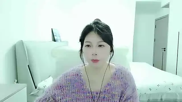 Sunset glow online show from January 7, 3:15 pm