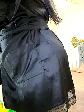 PamelaTomson online show from December 1, 12:30 pm