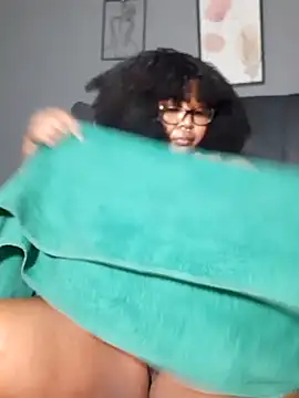 PearlSexxy69 online show from October 8, 2:38 am