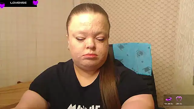 Janiffer MiMi online show from March 22, 4:13 pm