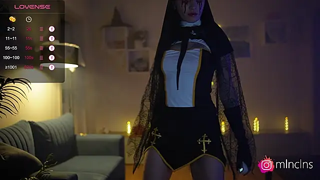 melanielwithu online show from October 25, 1:19 pm