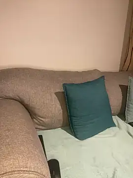 PETITE NAOMI online show from October 1, 5:07 pm