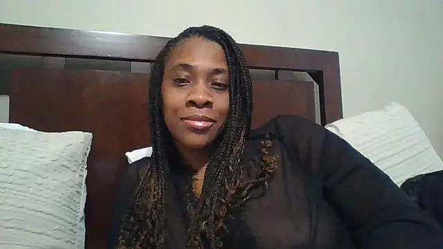 MsJuicy online show from December 21, 1:26 pm