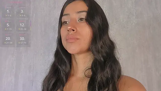 Snapshot of Valentinne_z chatting on September 14, 1:14 am Valentinne z online show from September 14, 1:14 am