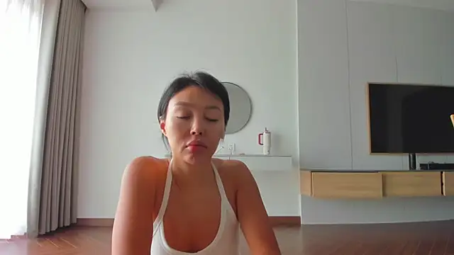 keiko hot online show from February 1, 3:05 am