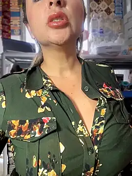 sammyqueenx21 online show from March 21, 3:17 pm