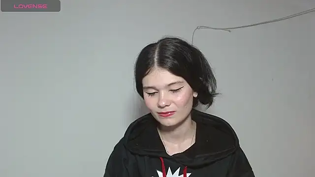 emily littesweet online show from July 18, 3:21 am