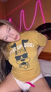 -veranito- online show from March 29, 3:16 am