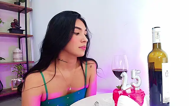 Sassy--Girl online show from February 3, 7:29 pm