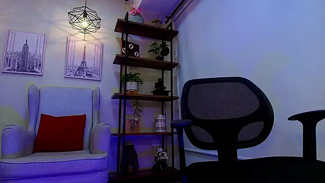 Sassy--Girl online show from February 18, 6:29 pm