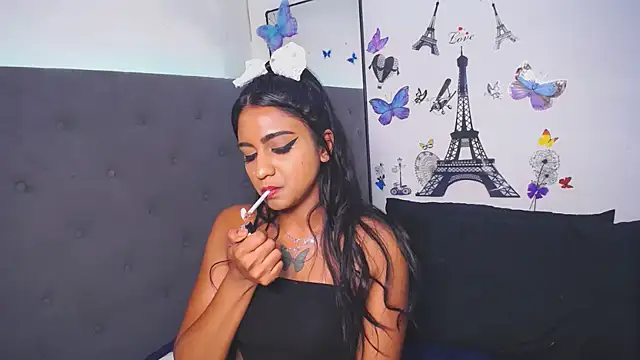 Delilah Blazee online show from September 9, 8:08 pm