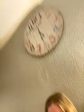 jayjencam online show from October 31, 10:03 pm