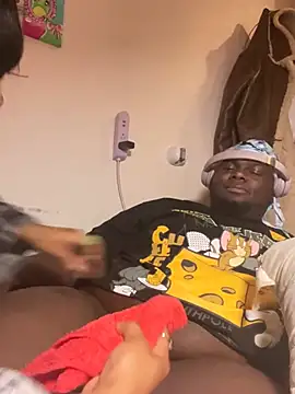 Kayyummy98 online show from April 11, 9:02 am