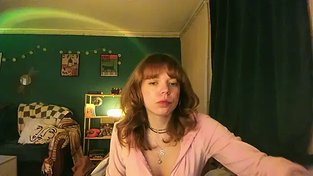 ClancyMorissey online show from October 13, 6:43 pm